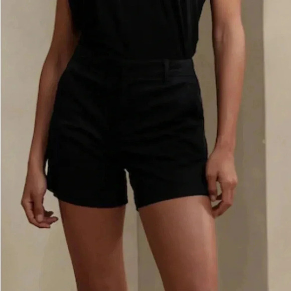 Banana Republic Flat-Front Chino Short - Picture 2 of 11